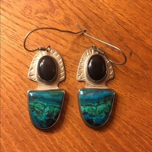 Silver stone Earrings!!